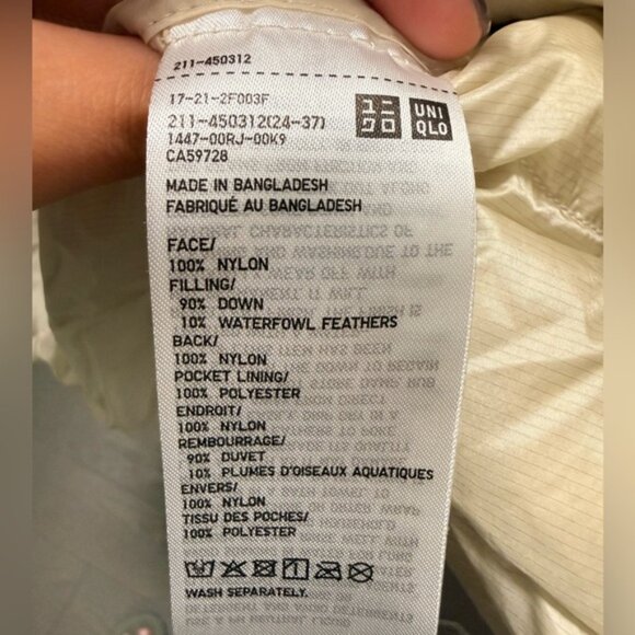 Uniqlo Ultra Light Down Vest White Cream size S Women - Picture 8 of 8